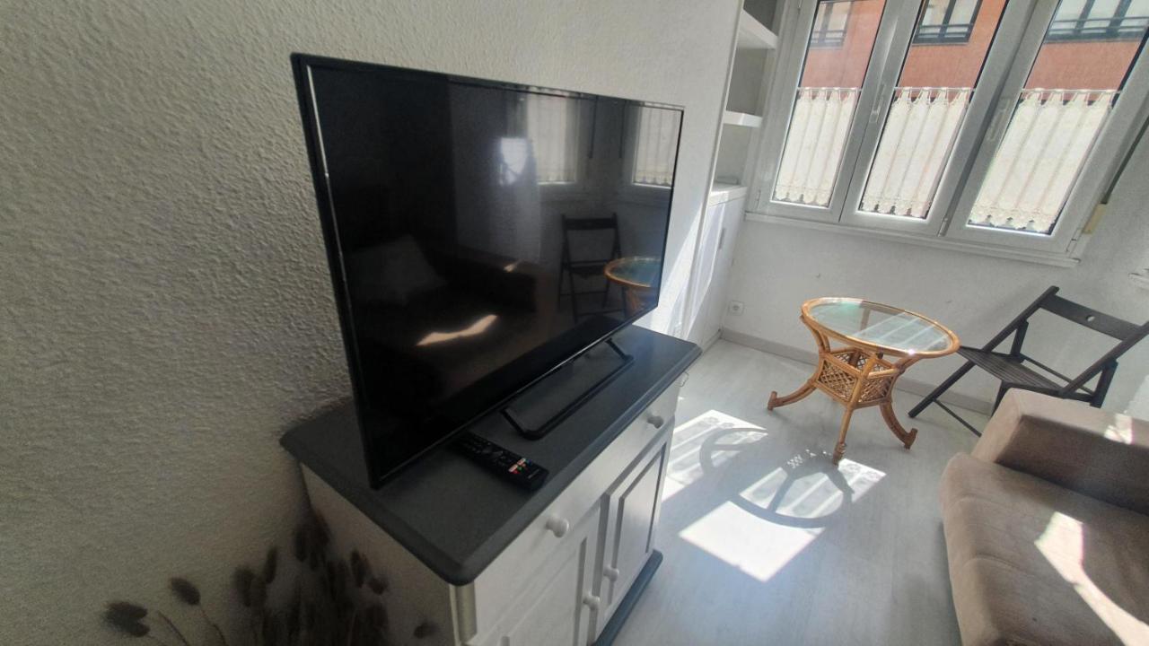 Entreplayas San Lorenzo-Poniente Para 6 Personas - Vut-3528-As Gijón Extérieur photo